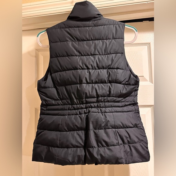 Sherpa lined vest - Picture 6 of 11